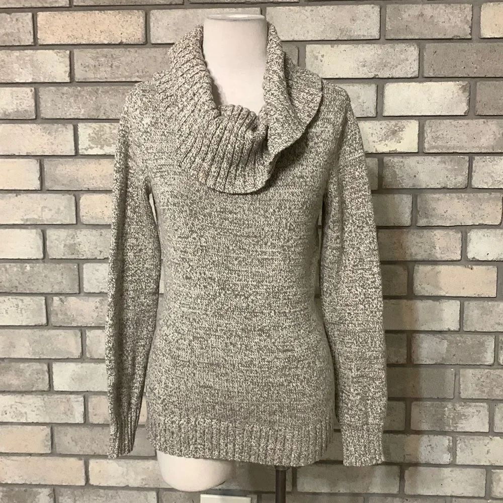 3for$20 sweater small